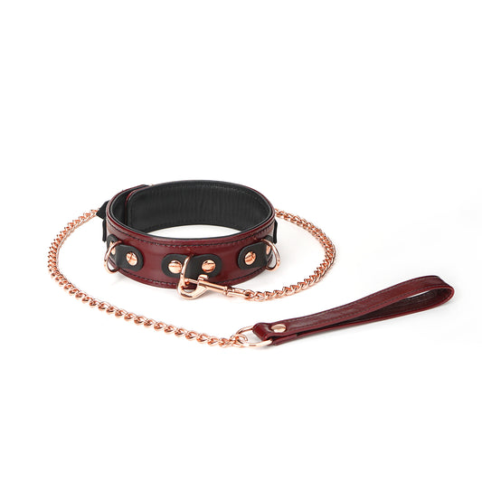 Collier bordeaux avec multiples boucles